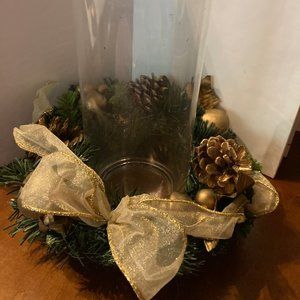 CANDLE FLOATER NEW IN BOX PRETTY CHRISTMAS WREATH